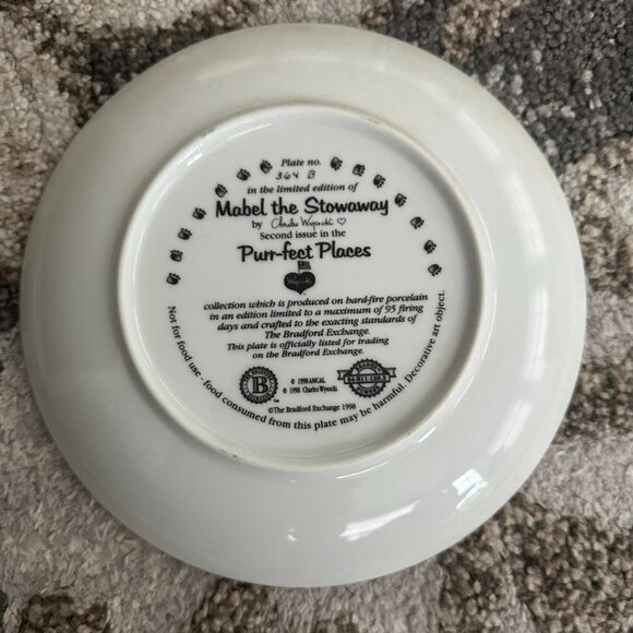 radford Exchange Purr-Fect Places Cat Plates /Hanger -  Mabel the Stowaway - Picture 5 of 5